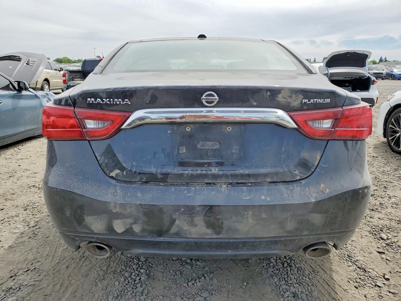 2017 NISSAN MAXIMA PLATINUM — Фото 6 из 12