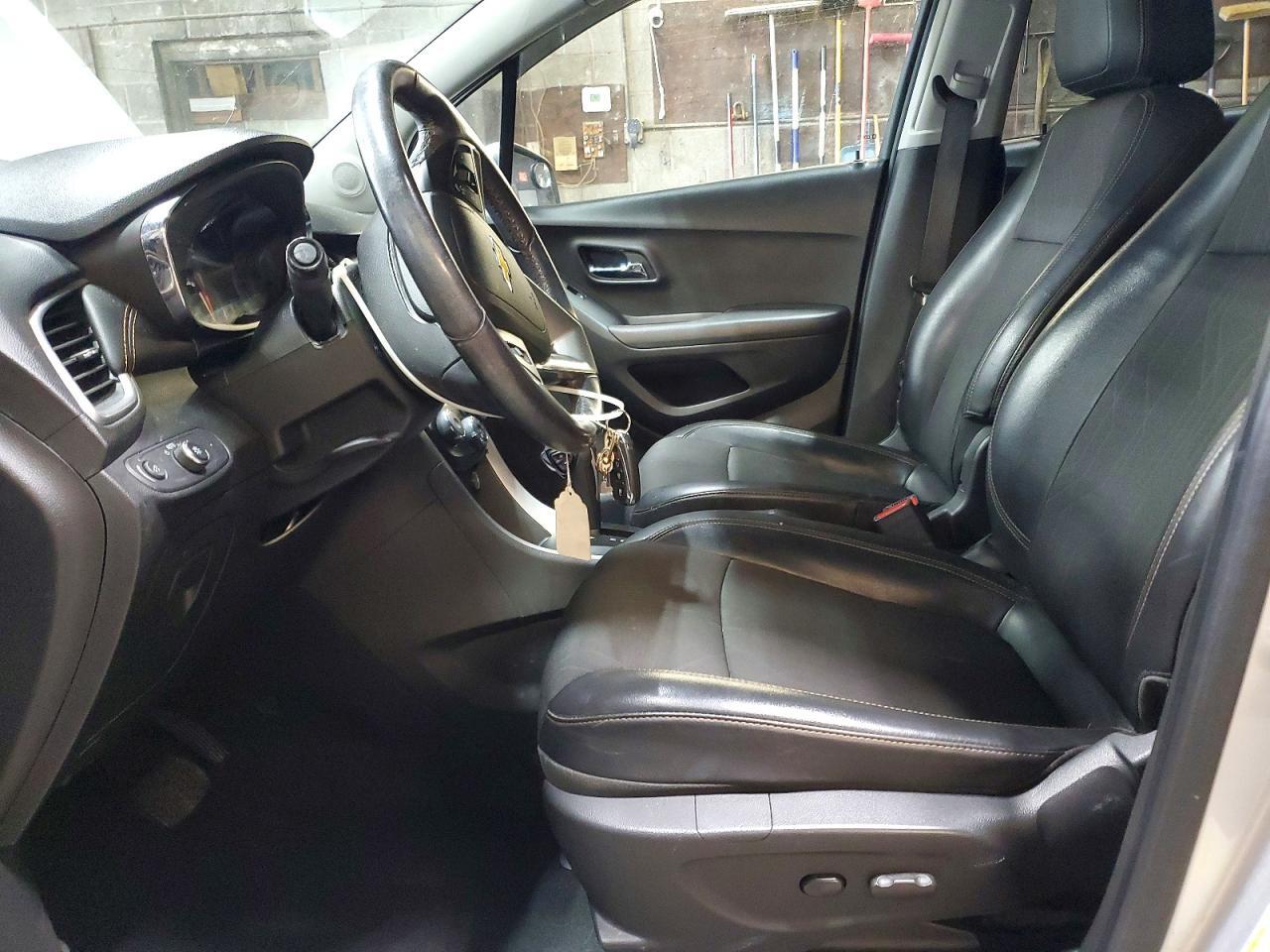 2020 CHEVROLET TRAX 1LT — Фото 7 из 13
