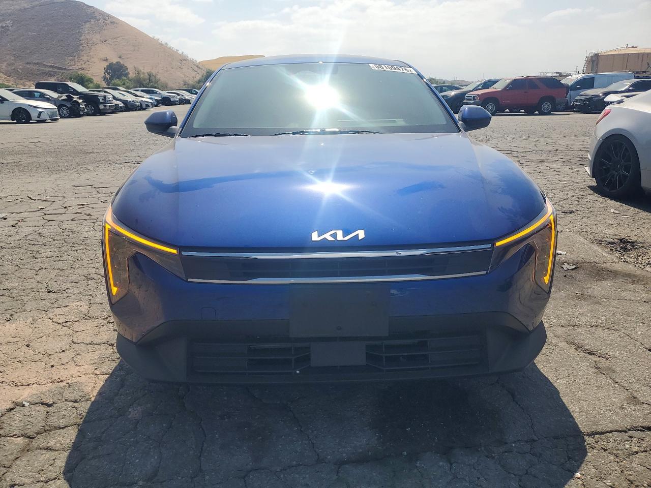 2025 KIA K4 LXS — Фото 5 из 12