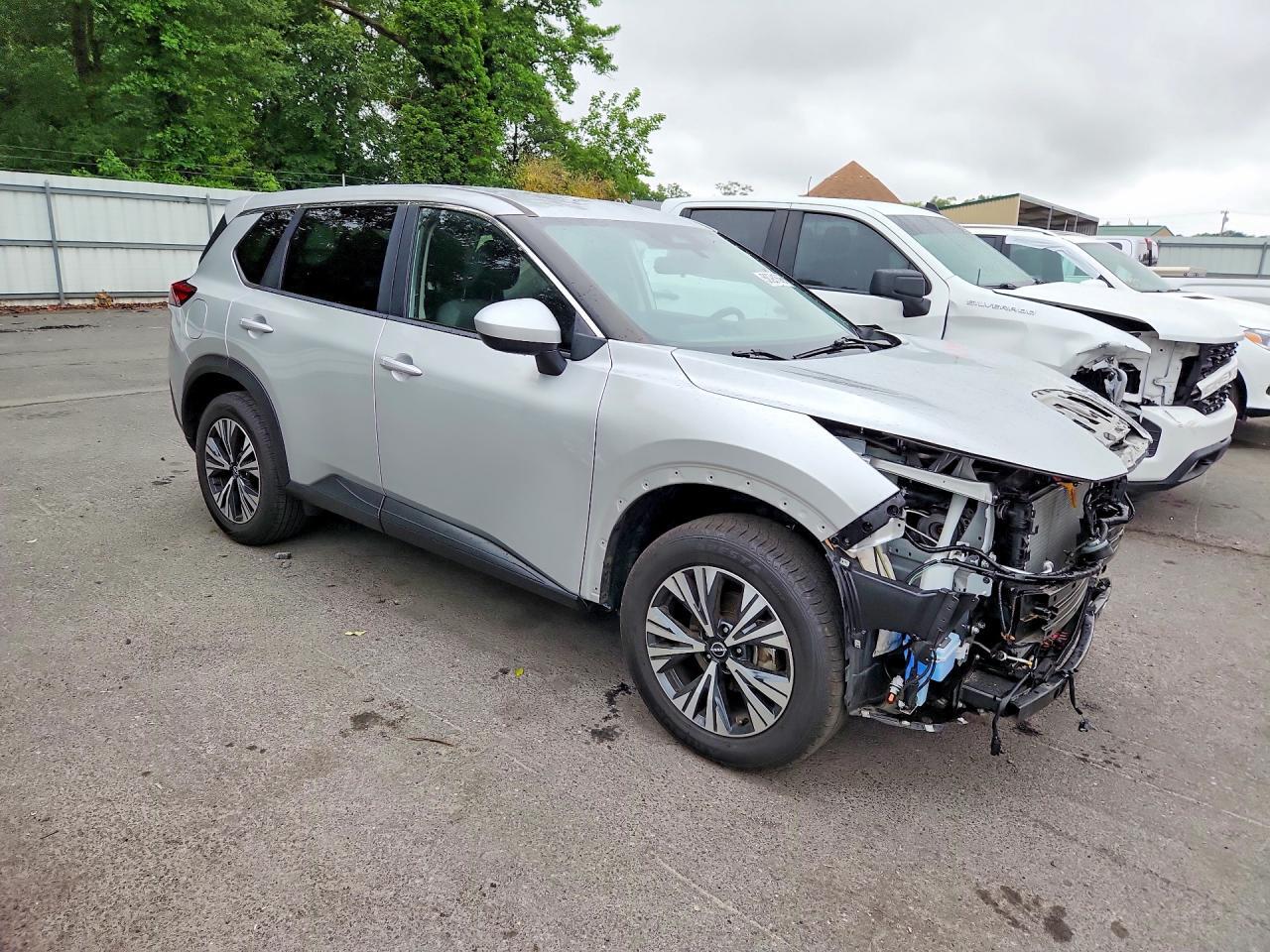 2023 NISSAN ROGUE SV — Фото 4 из 14