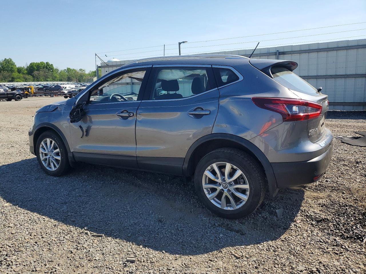 2022 NISSAN ROGUE SPORT SV — Фото 2 из 13
