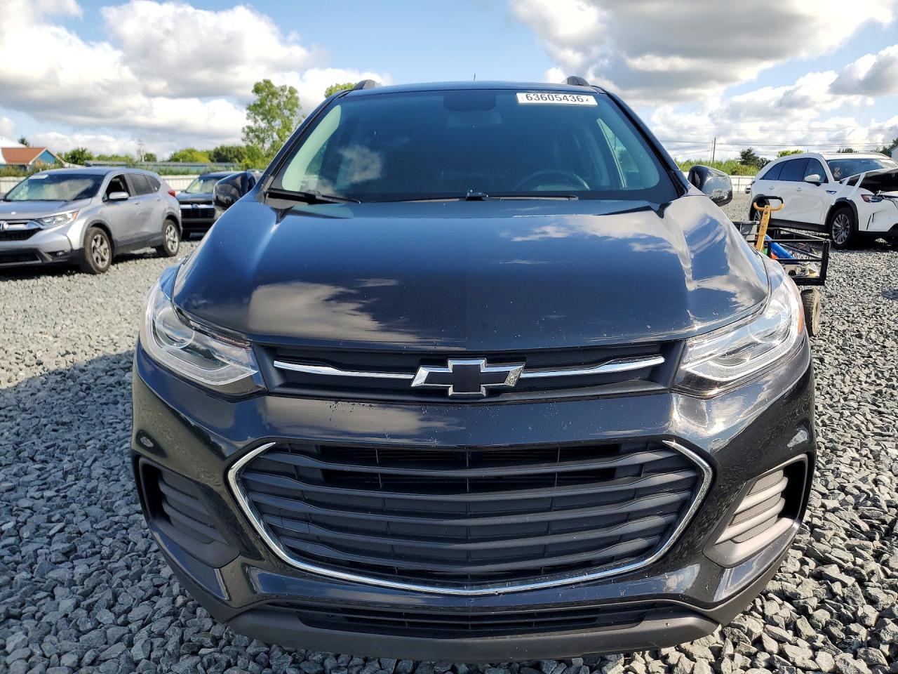 2022 CHEVROLET TRAX 1LT — Фото 5 из 12