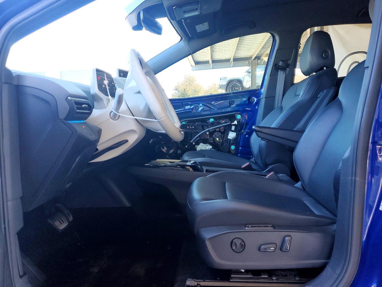 2021 VOLKSWAGEN ID.4 FIRST EDITION — Фото 7 из 13