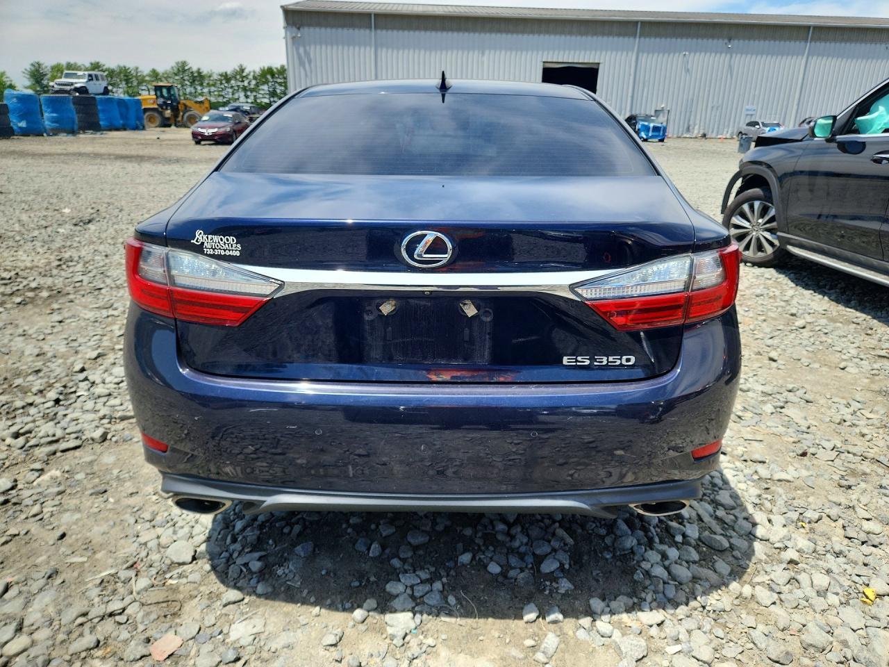 2018 LEXUS ES 350 — Фото 6 из 12