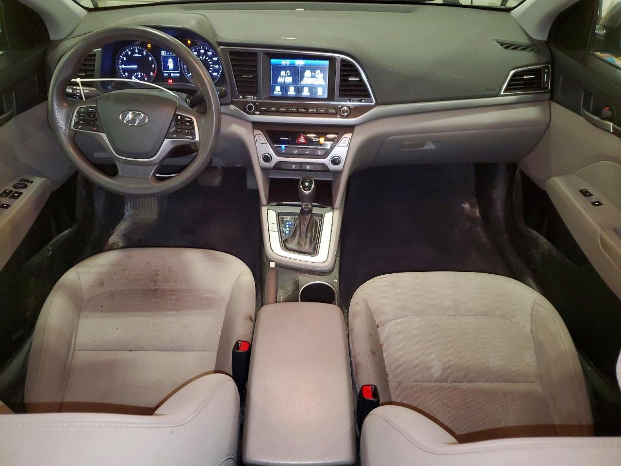 5NPD84LF0JH335961 2018 HYUNDAI ELANTRA photo no. 8