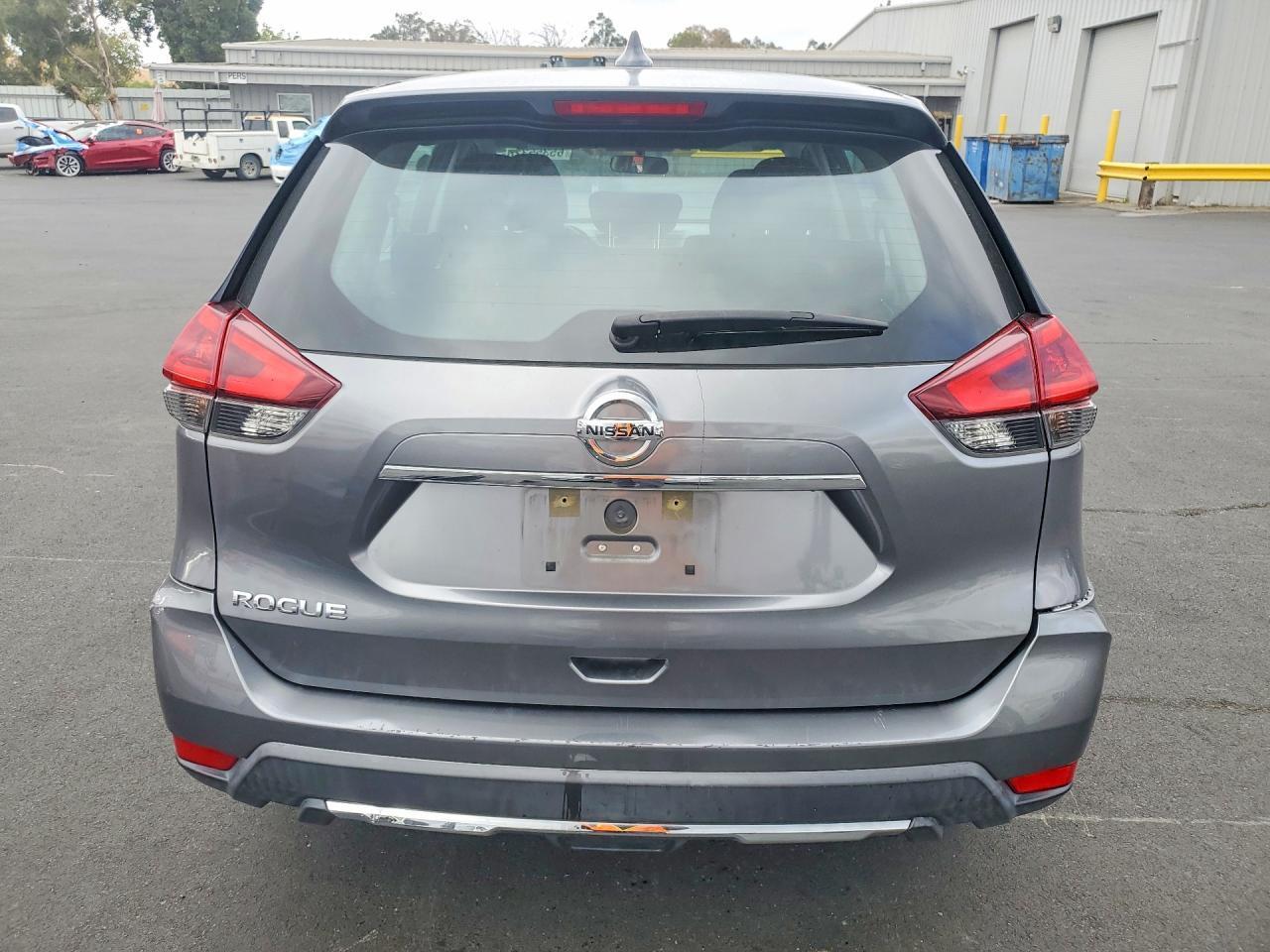 2018 NISSAN ROGUE S — Фото 6 из 13