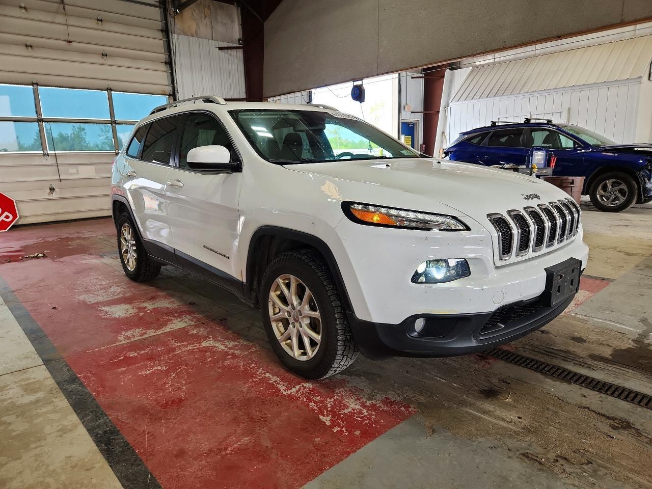 2017 JEEP CHEROKEE LATITUDE — Фото 4 из 13