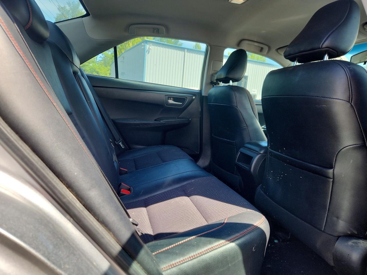 2017 TOYOTA CAMRY SE — Фото 10 из 13