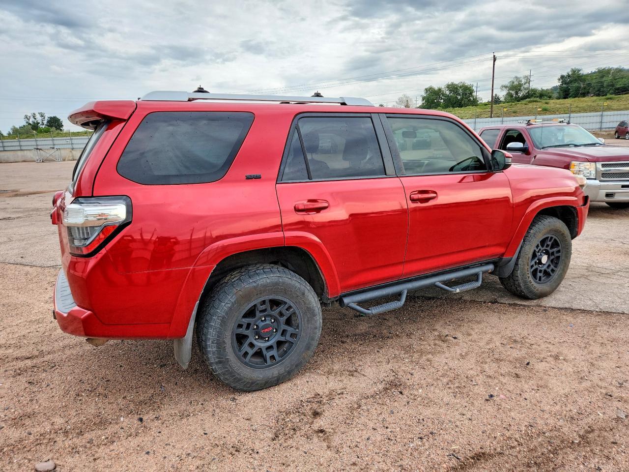 2016 TOYOTA 4RUNNER SR5 — Фото 3 из 12
