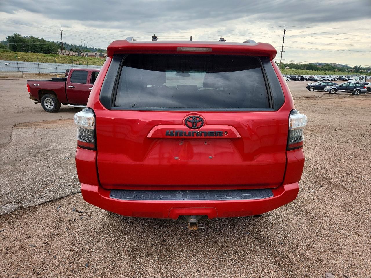 2016 TOYOTA 4RUNNER SR5 — Фото 6 из 12