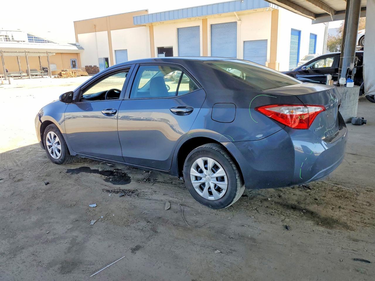 2016 TOYOTA COROLLA L — Фото 2 из 12
