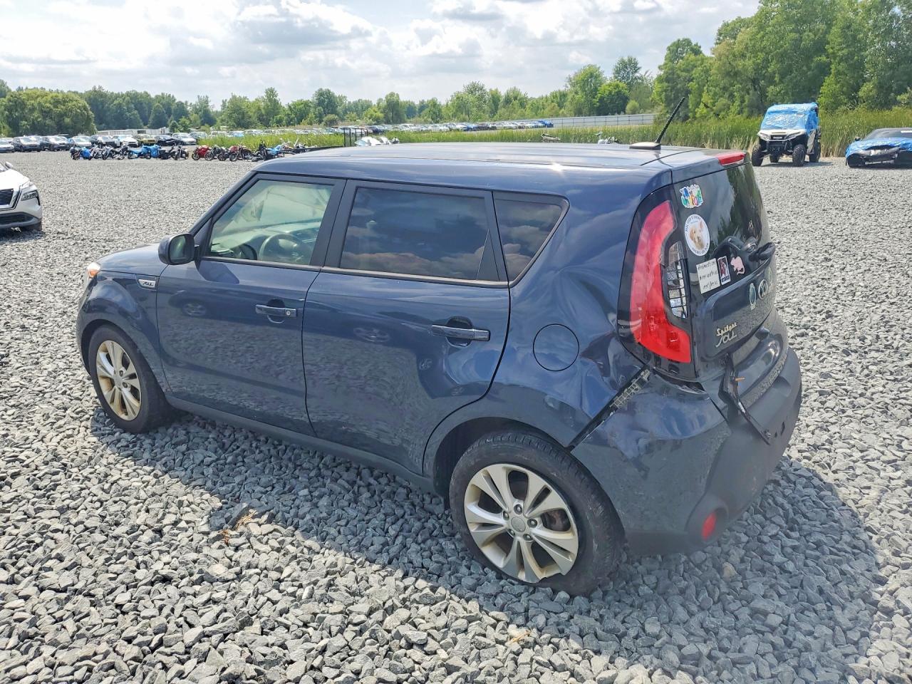 2015 KIA SOUL + — Фото 2 из 13