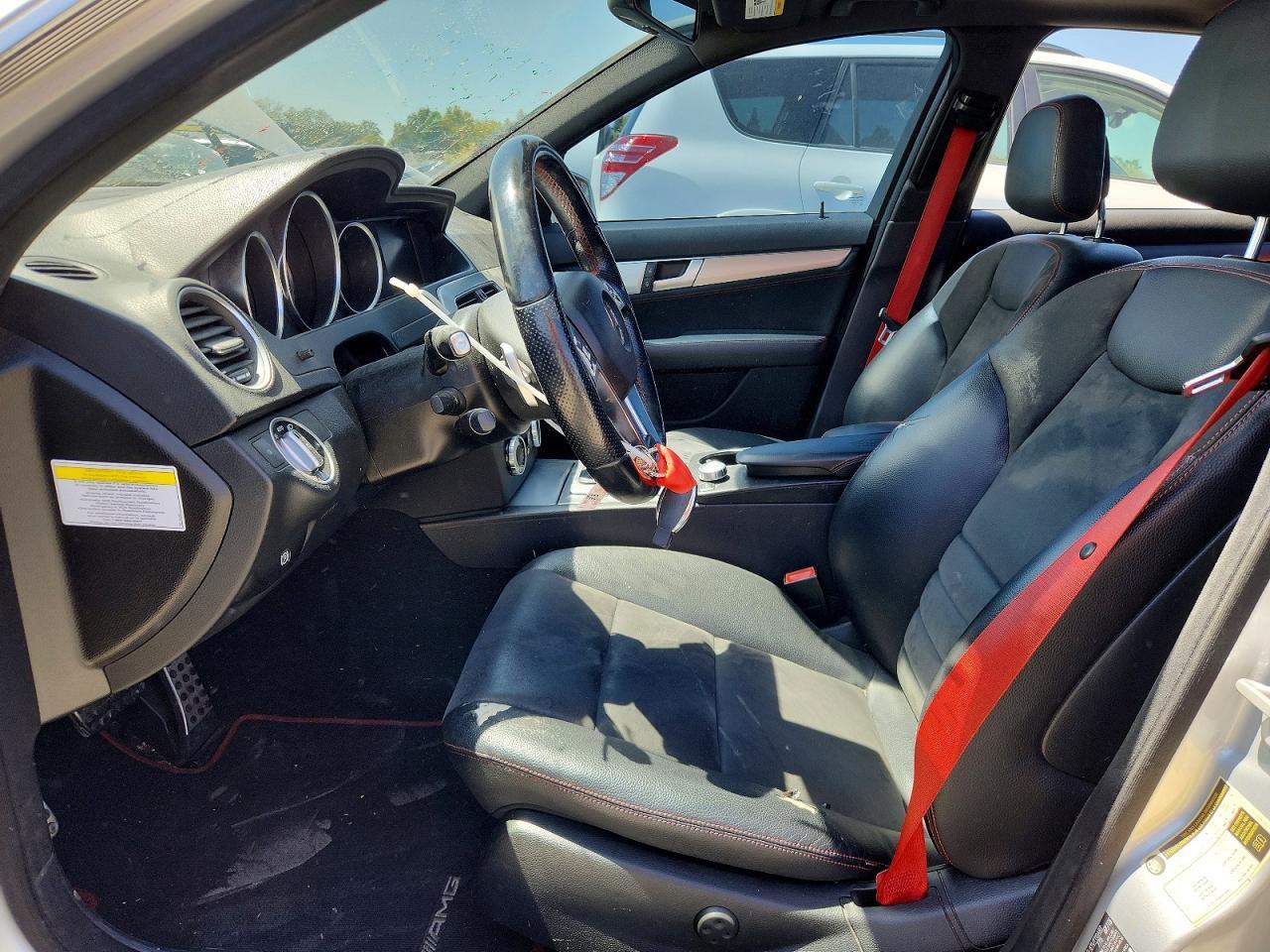 2014 MERCEDES-BENZ C 250 — Фото 7 из 13