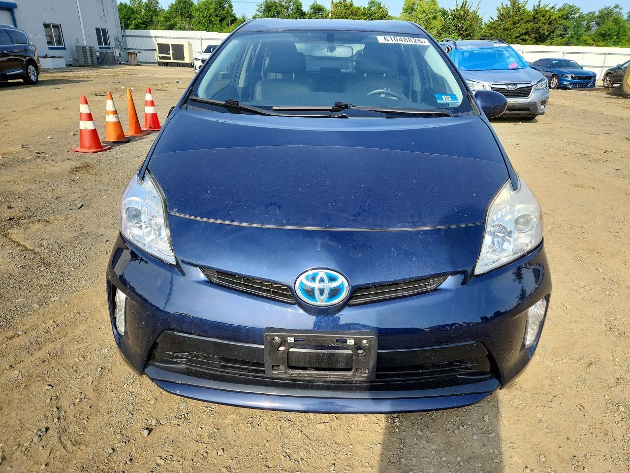 2013 TOYOTA PRIUS FOUR — Фото 5 из 12