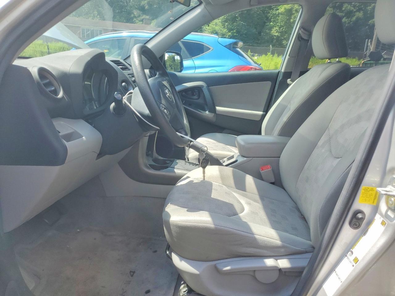 2012 TOYOTA RAV4 BASE — Фото 7 из 12