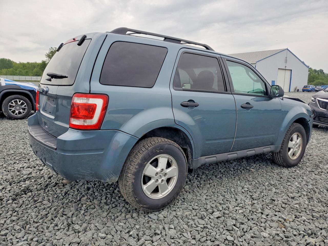 2012 FORD ESCAPE XLT — Фото 3 из 13
