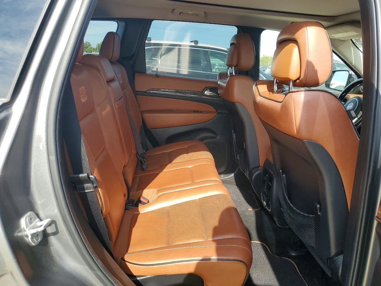 2012 JEEP GRAND CHEROKEE OVERLAND — Фото 10 из 12