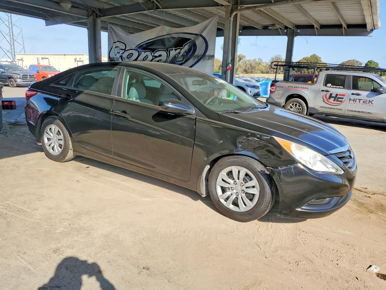 2011 HYUNDAI SONATA GLS — Фото 4 из 12
