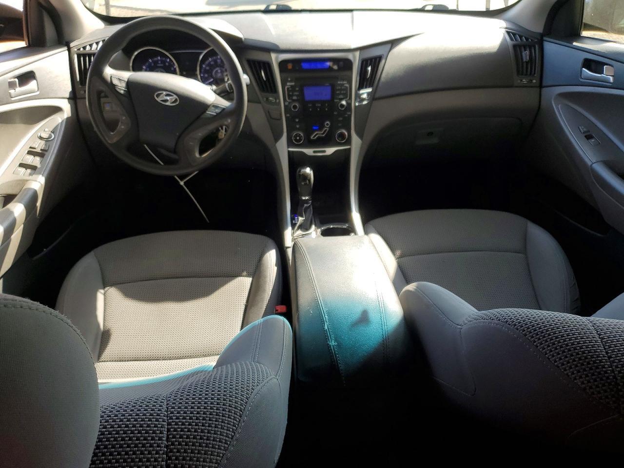 2011 HYUNDAI SONATA GLS — Фото 8 из 12