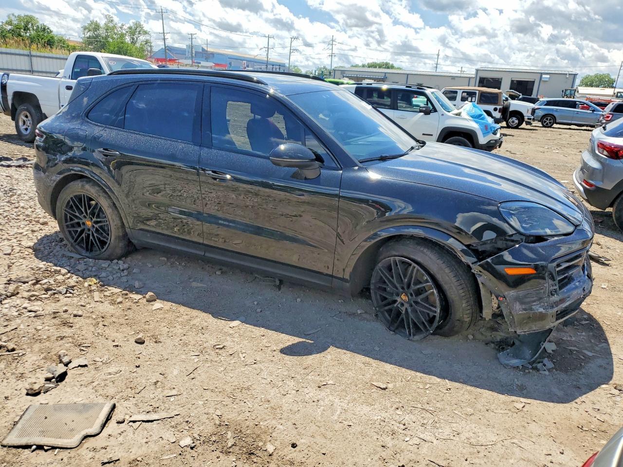 WP1AA2AY6RDA05256 2024 PORSCHE CAYENNE photo no. 4
