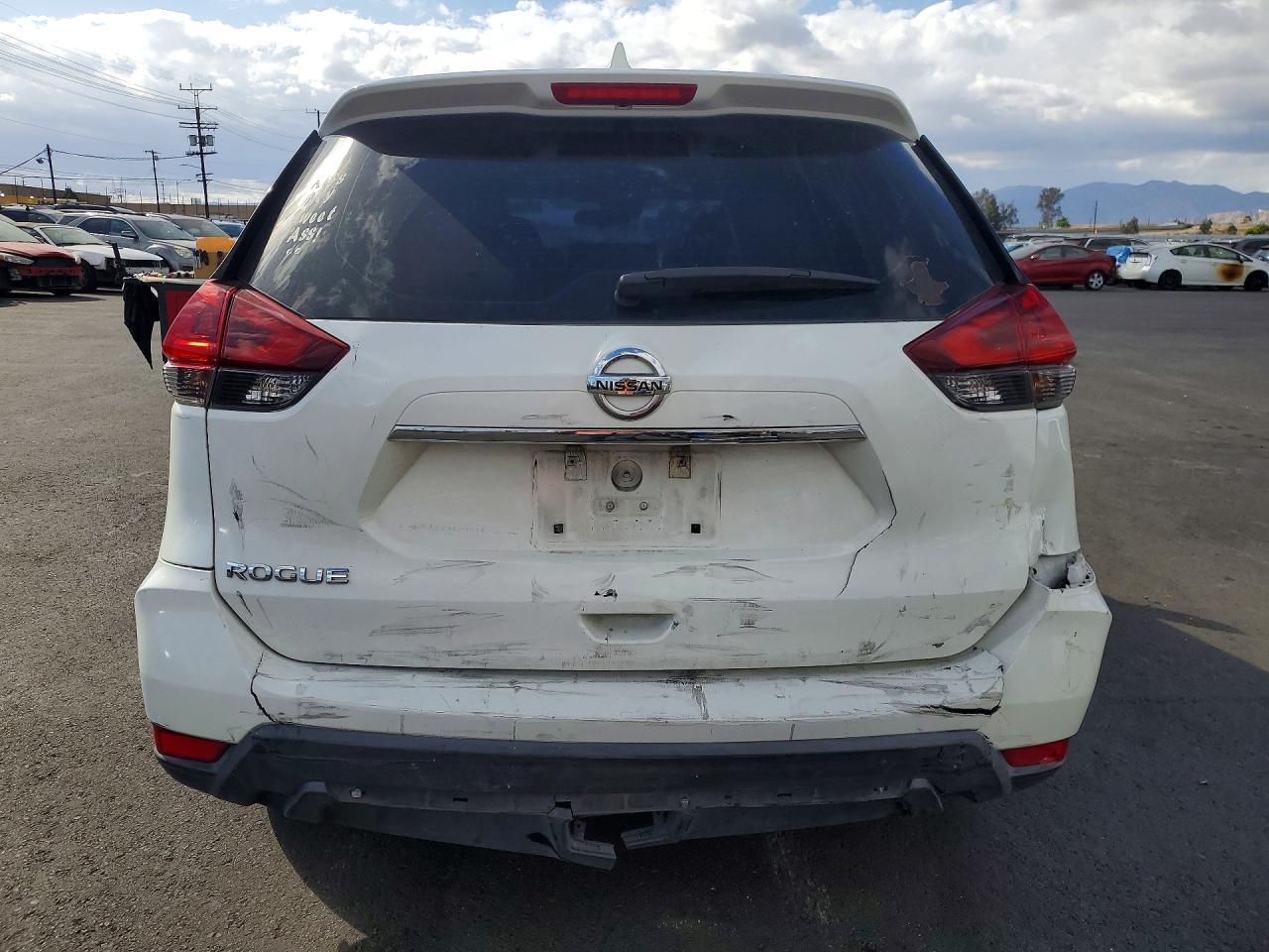 2019 NISSAN ROGUE S — Фото 6 из 13