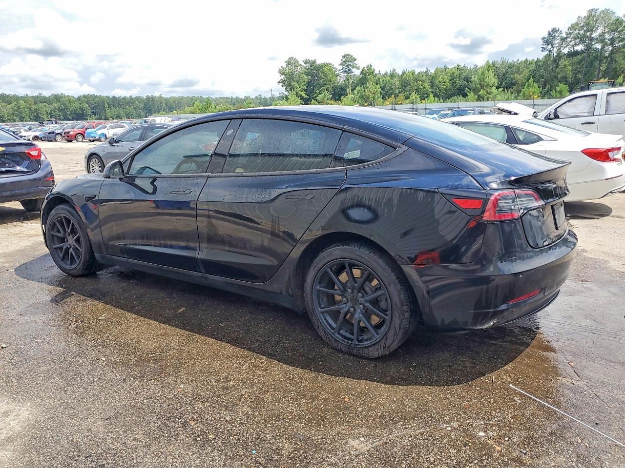 5YJ3E1EA5JF039014 2018 TESLA MODEL 3 photo no. 2