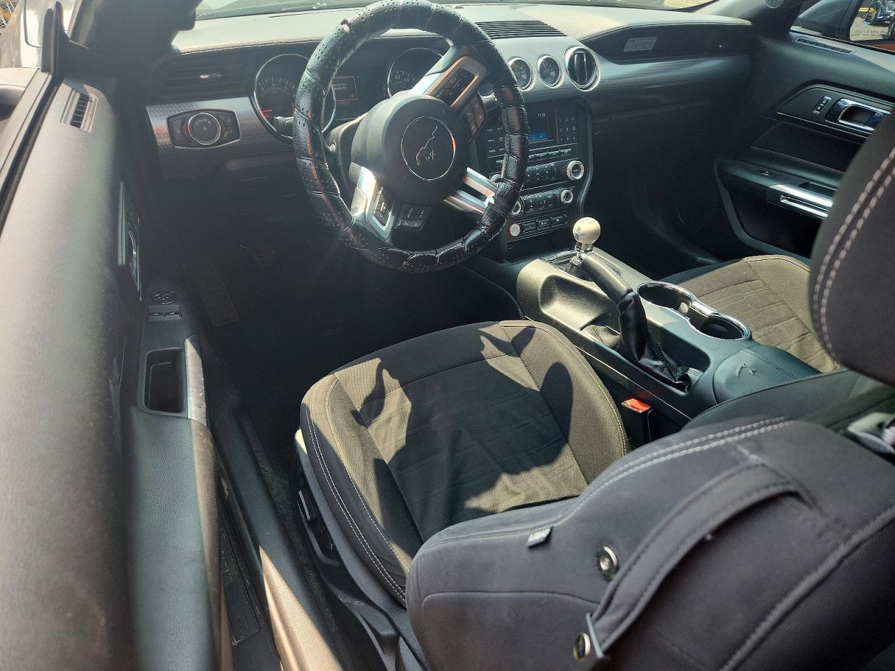2015 FORD MUSTANG GT — Фото 8 из 12