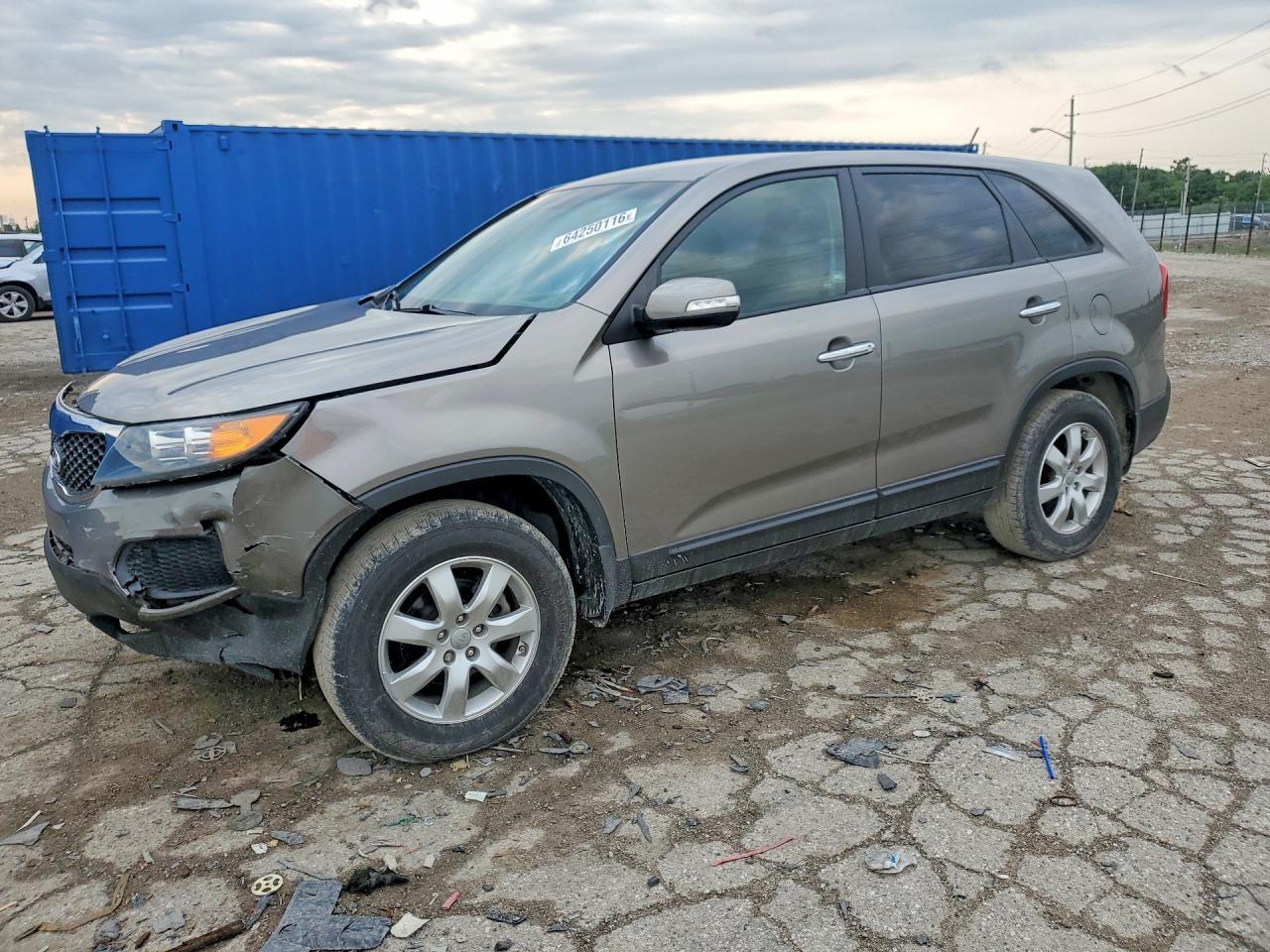 5XYKT3A17CG273895 2012 KIA SORENTO photo no. 1