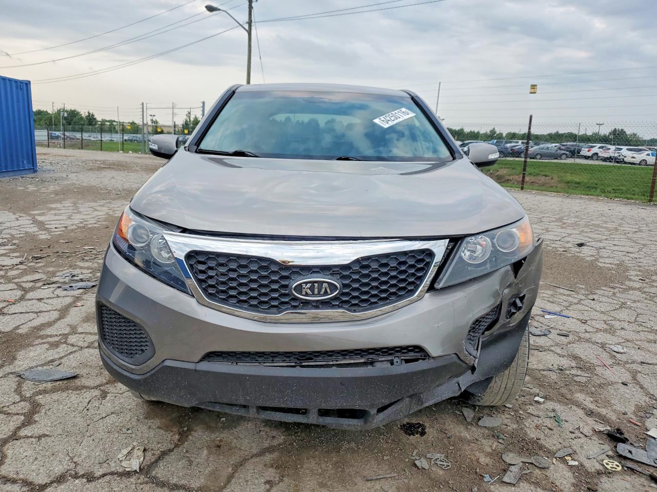 5XYKT3A17CG273895 2012 KIA SORENTO photo no. 5