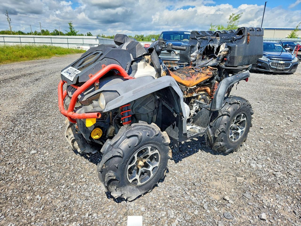 3JBLWAT29GJ000170 2016 CAN-AM OUTLANDER photo no. 2