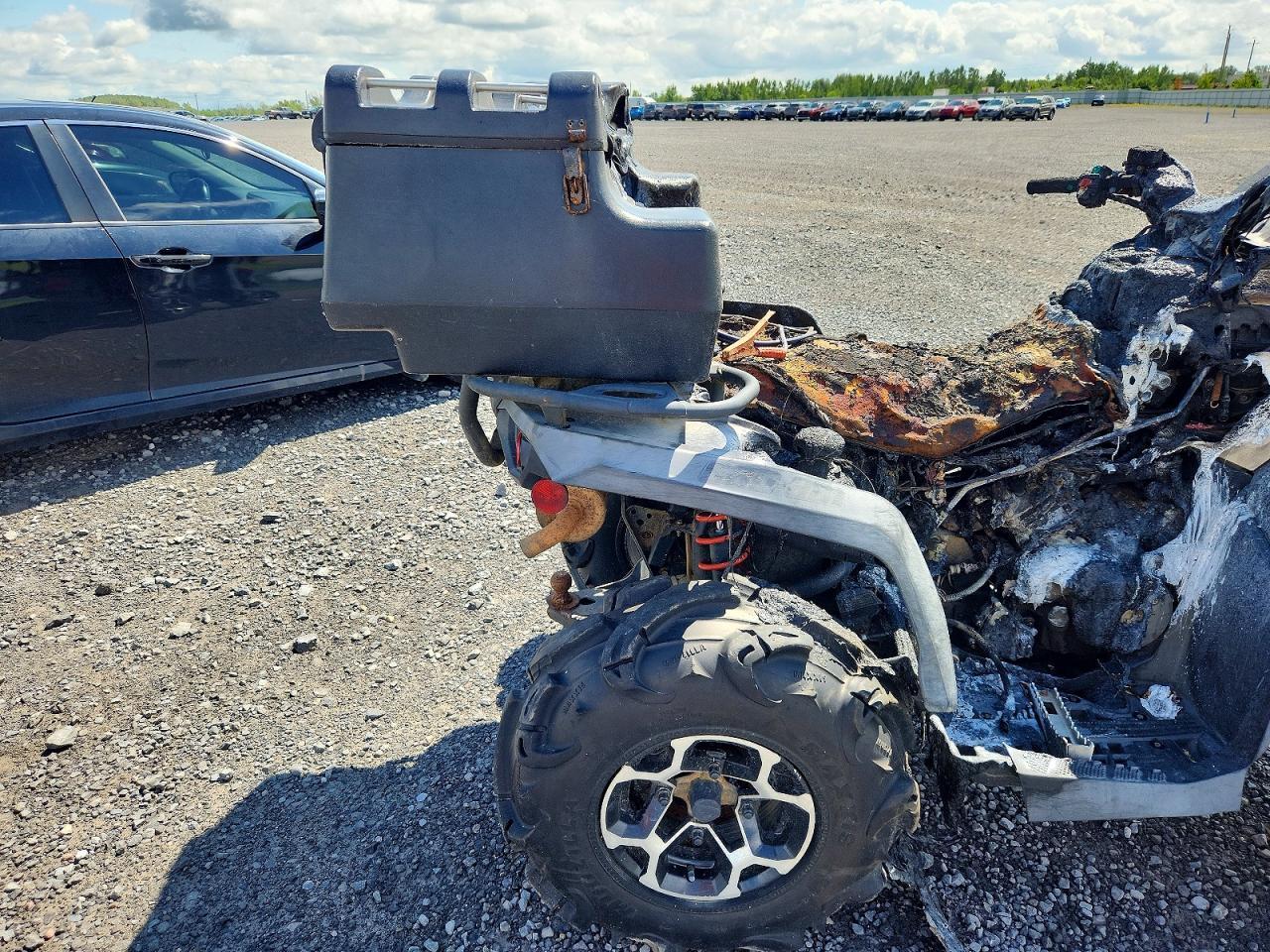 3JBLWAT29GJ000170 2016 CAN-AM OUTLANDER photo no. 6