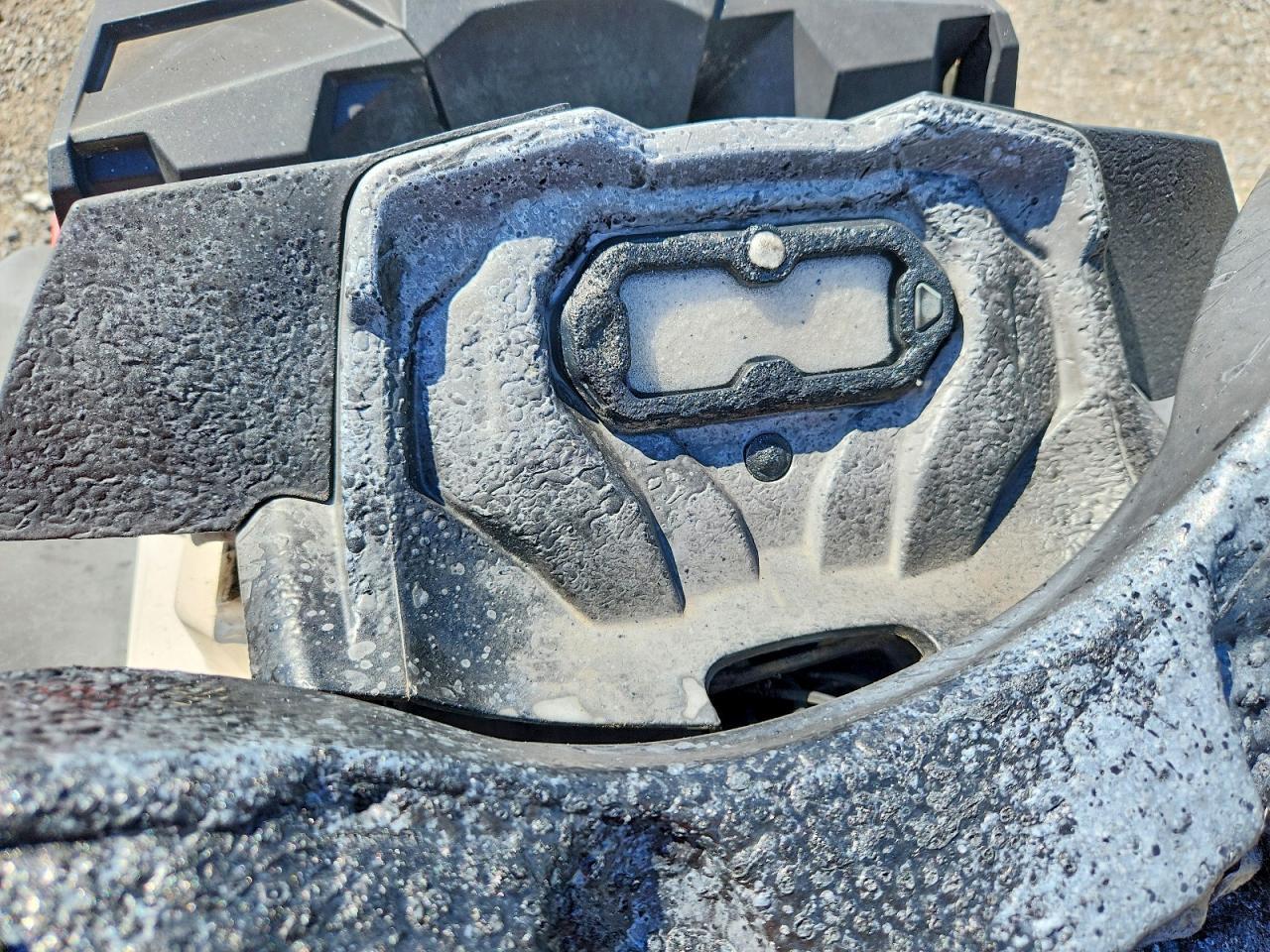 3JBLWAT29GJ000170 2016 CAN-AM OUTLANDER photo no. 8
