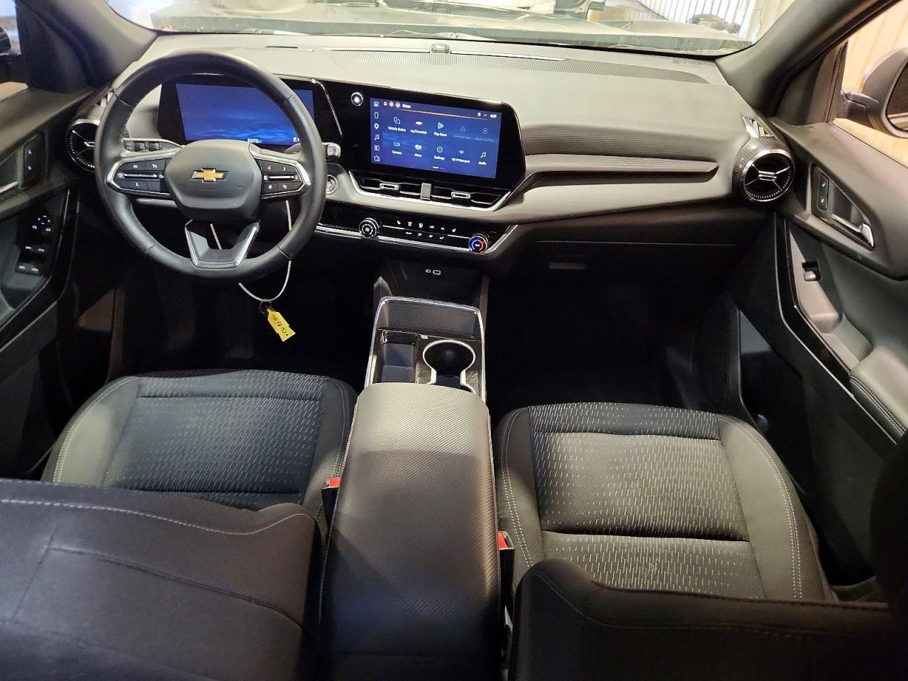 2025 CHEVROLET EQUINOX LT — Фото 8 из 14