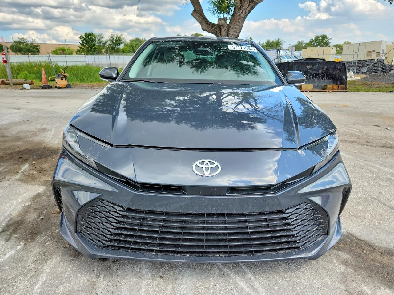 2025 TOYOTA CAMRY LE — Фото 5 из 12