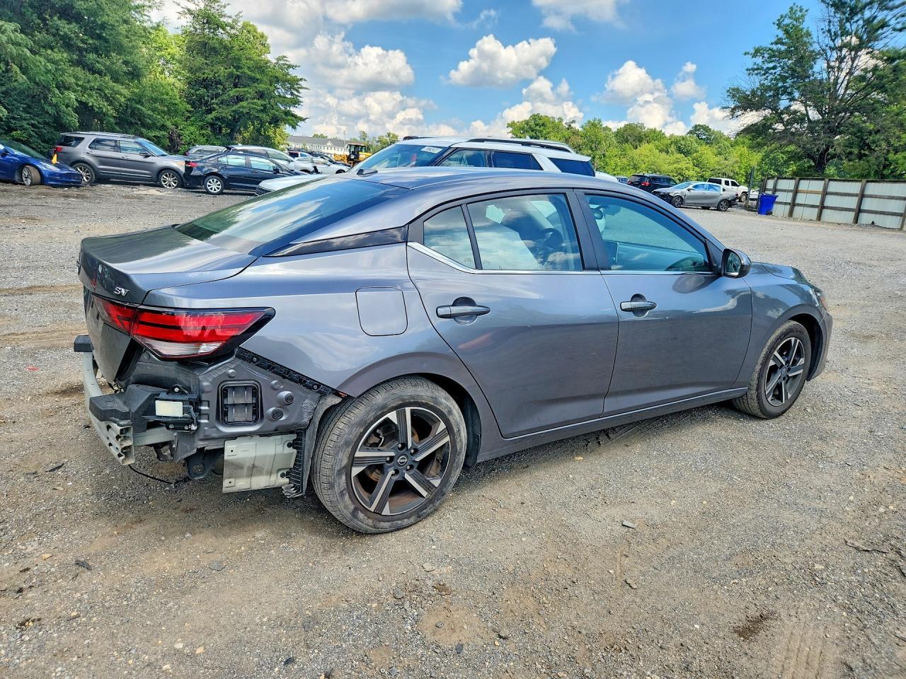 2024 NISSAN SENTRA SV — Фото 3 из 13