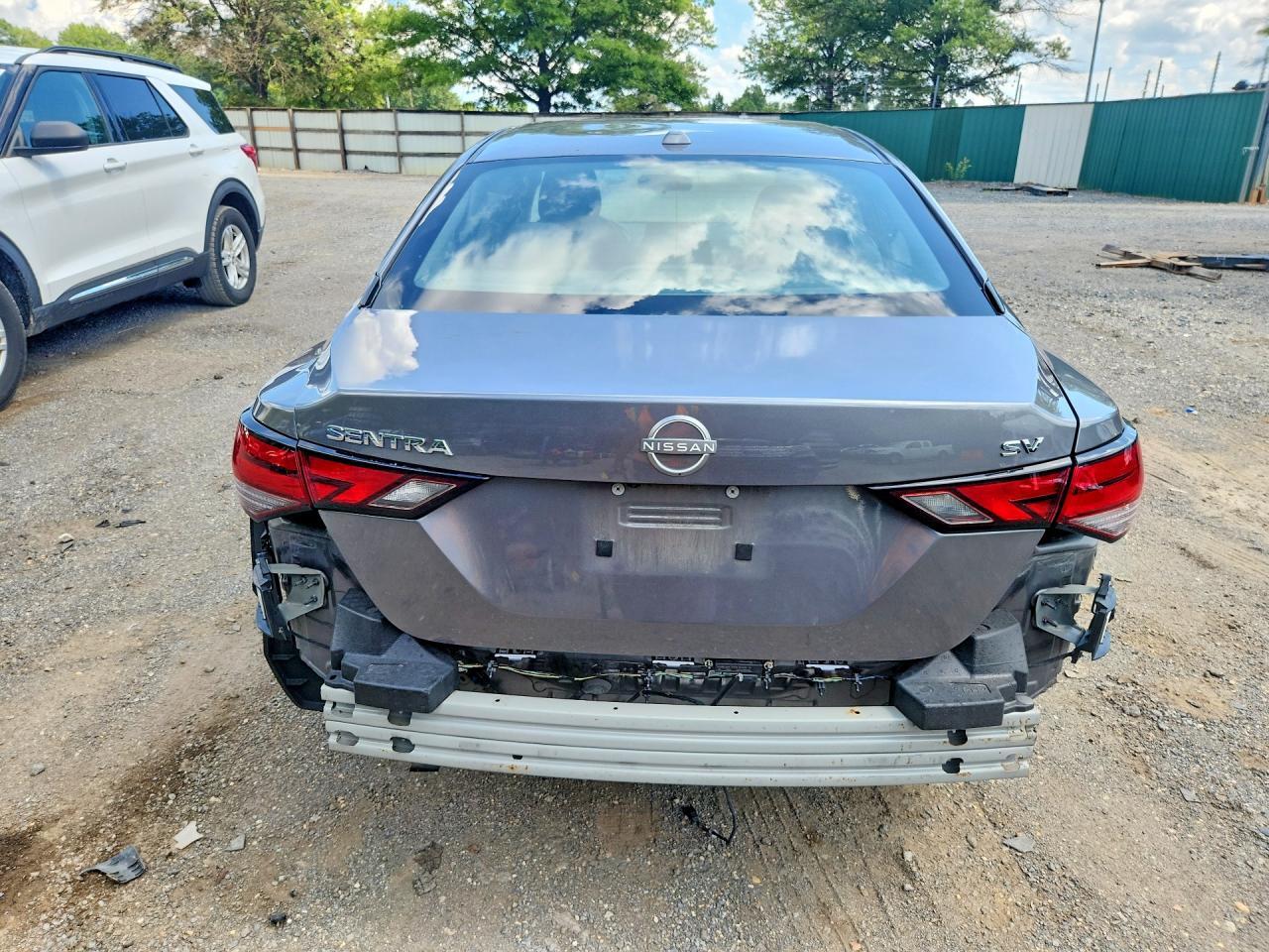 2024 NISSAN SENTRA SV — Фото 6 из 13