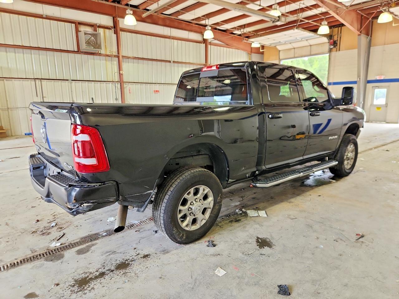3C6UR5FJ9RG303587 2024 RAM 2500 photo no. 3