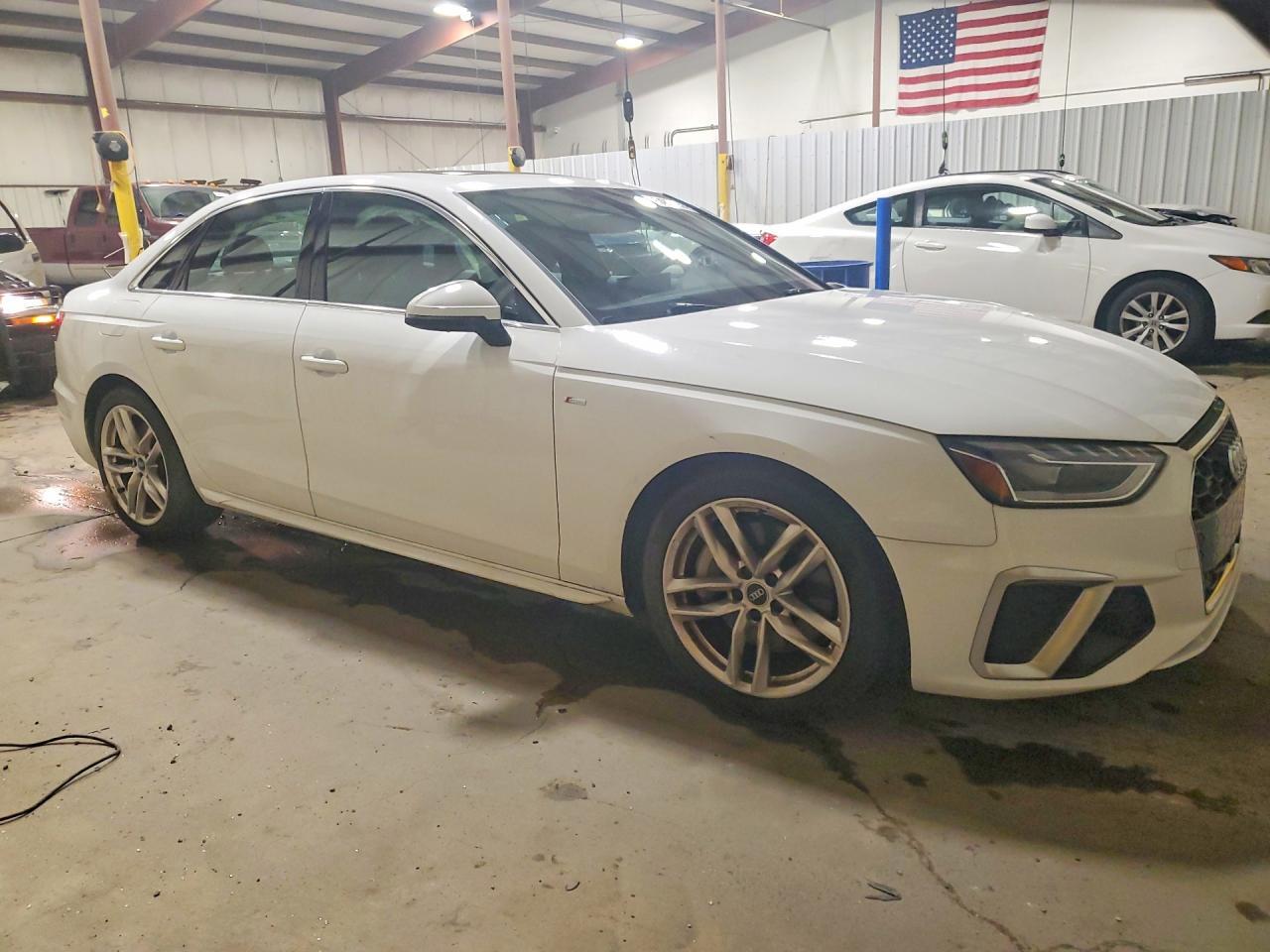 2023 AUDI A4 PREMIUM PLUS 45 — Фото 4 из 12