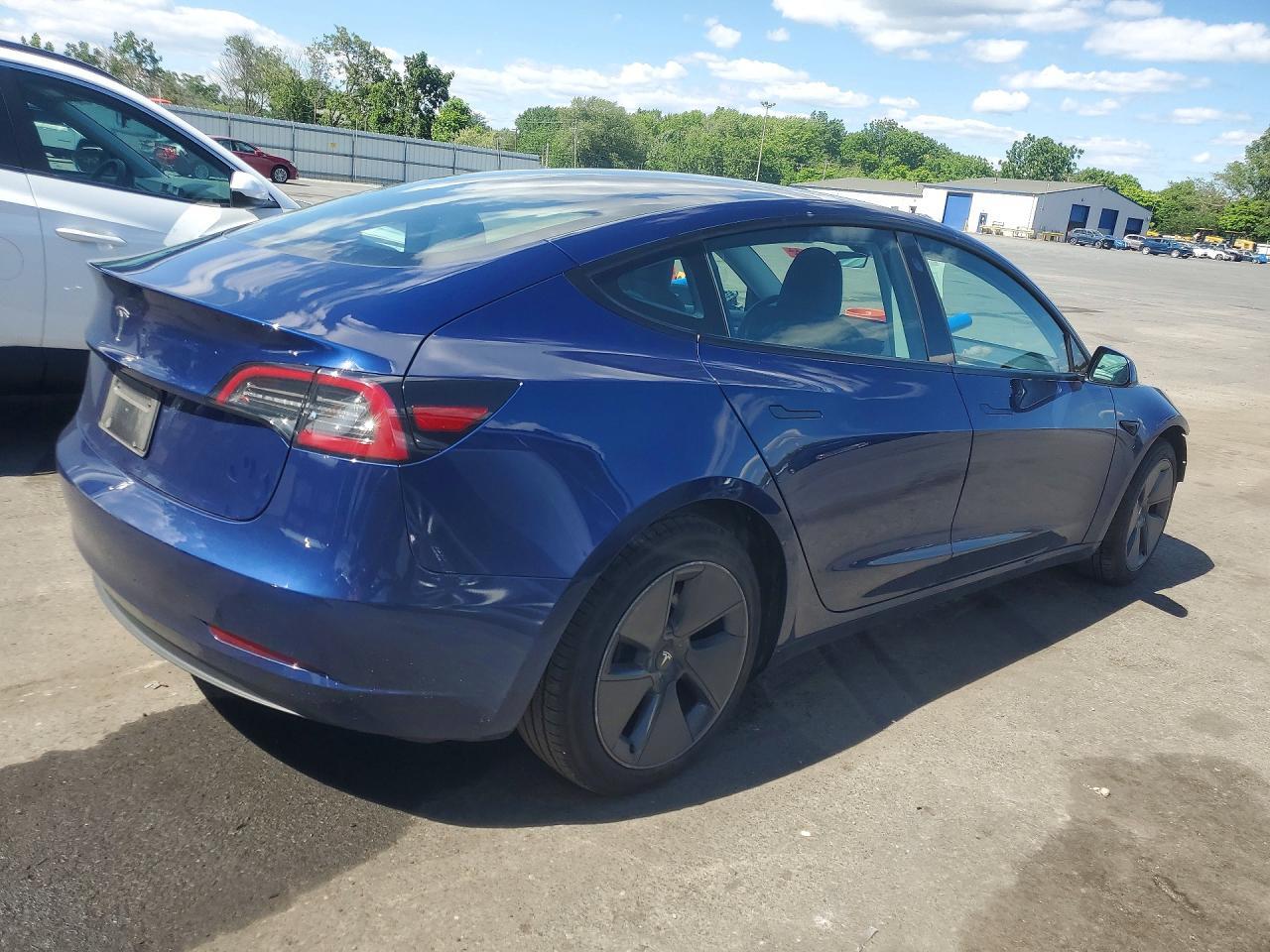 2023 TESLA MODEL 3 — Фото 3 из 12