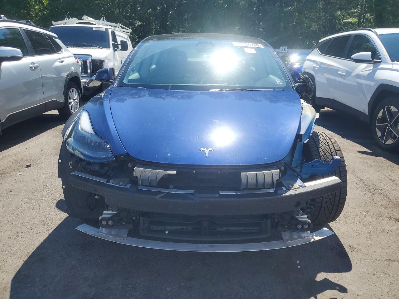 2023 TESLA MODEL 3 — Фото 5 из 12