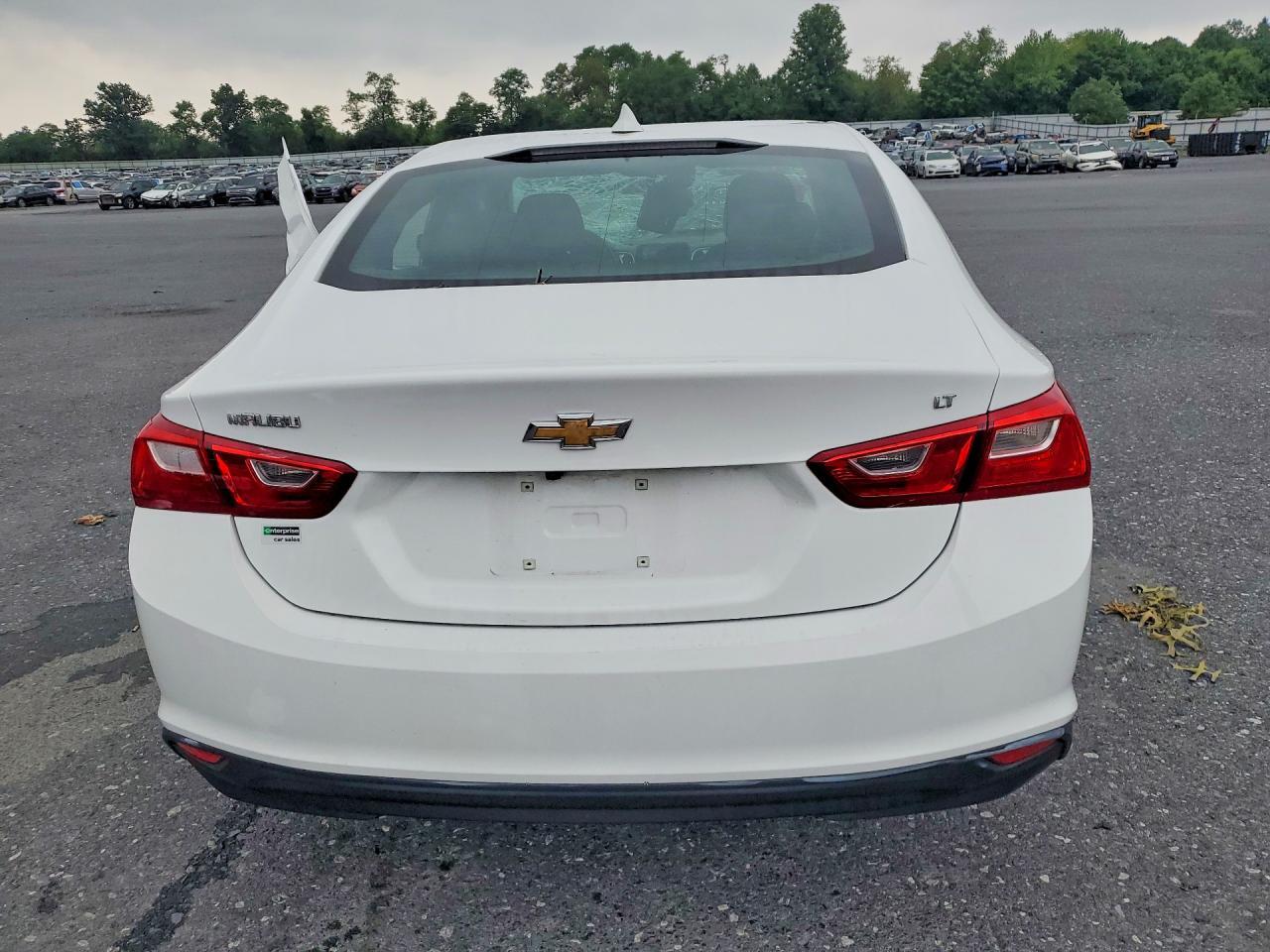 2023 CHEVROLET MALIBU LT — Фото 6 из 12