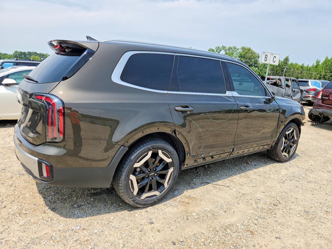 2023 KIA TELLURIDE EX — Фото 3 из 14