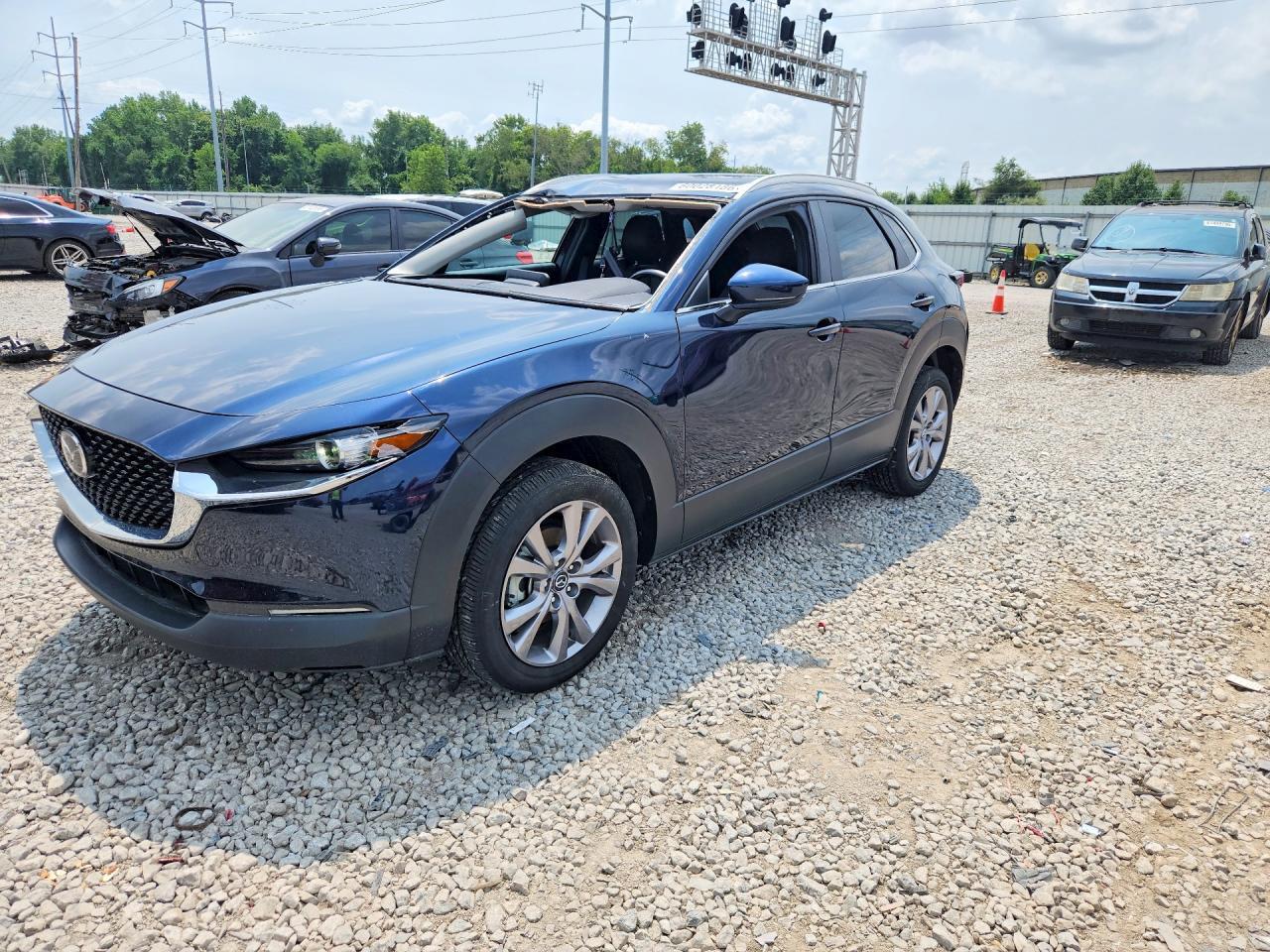 3MVDMBCM2PM571799 2023 MAZDA CX-30 photo no. 1