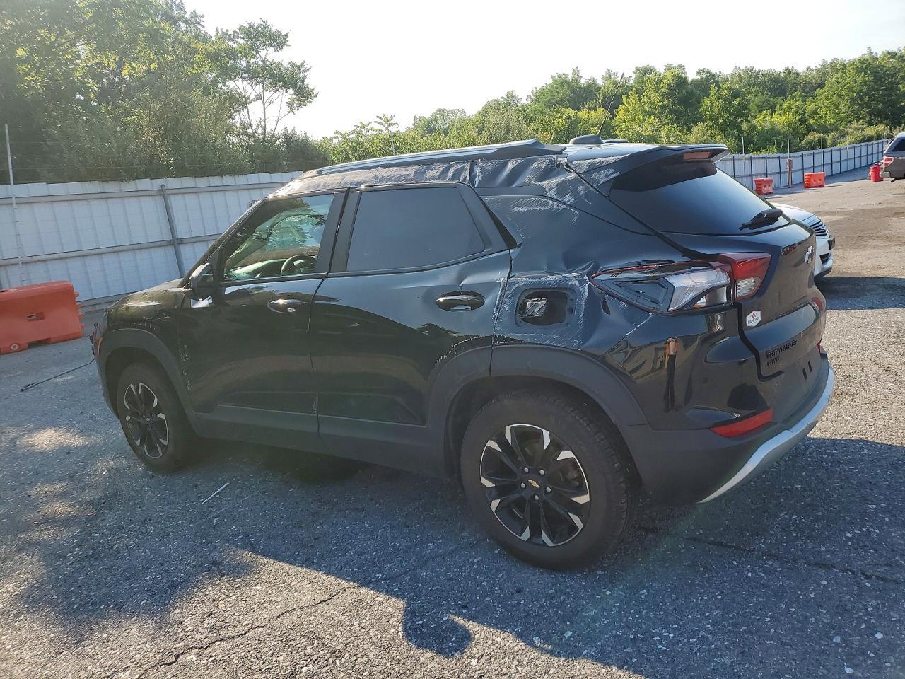2022 CHEVROLET TRAILBLAZER LT — Фото 2 из 13