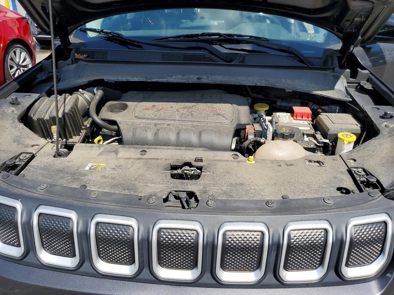 2022 JEEP COMPASS LATITUDE LUX — Фото 12 из 14