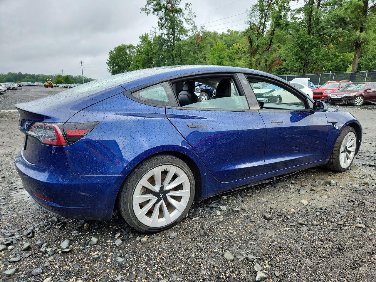 2022 TESLA MODEL 3 — Фото 3 из 12