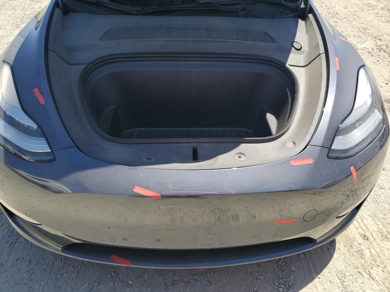 2022 TESLA MODEL Y — Фото 12 из 14