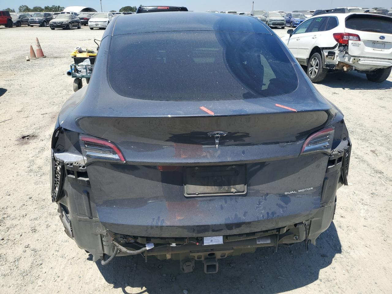 2022 TESLA MODEL Y — Фото 6 из 14