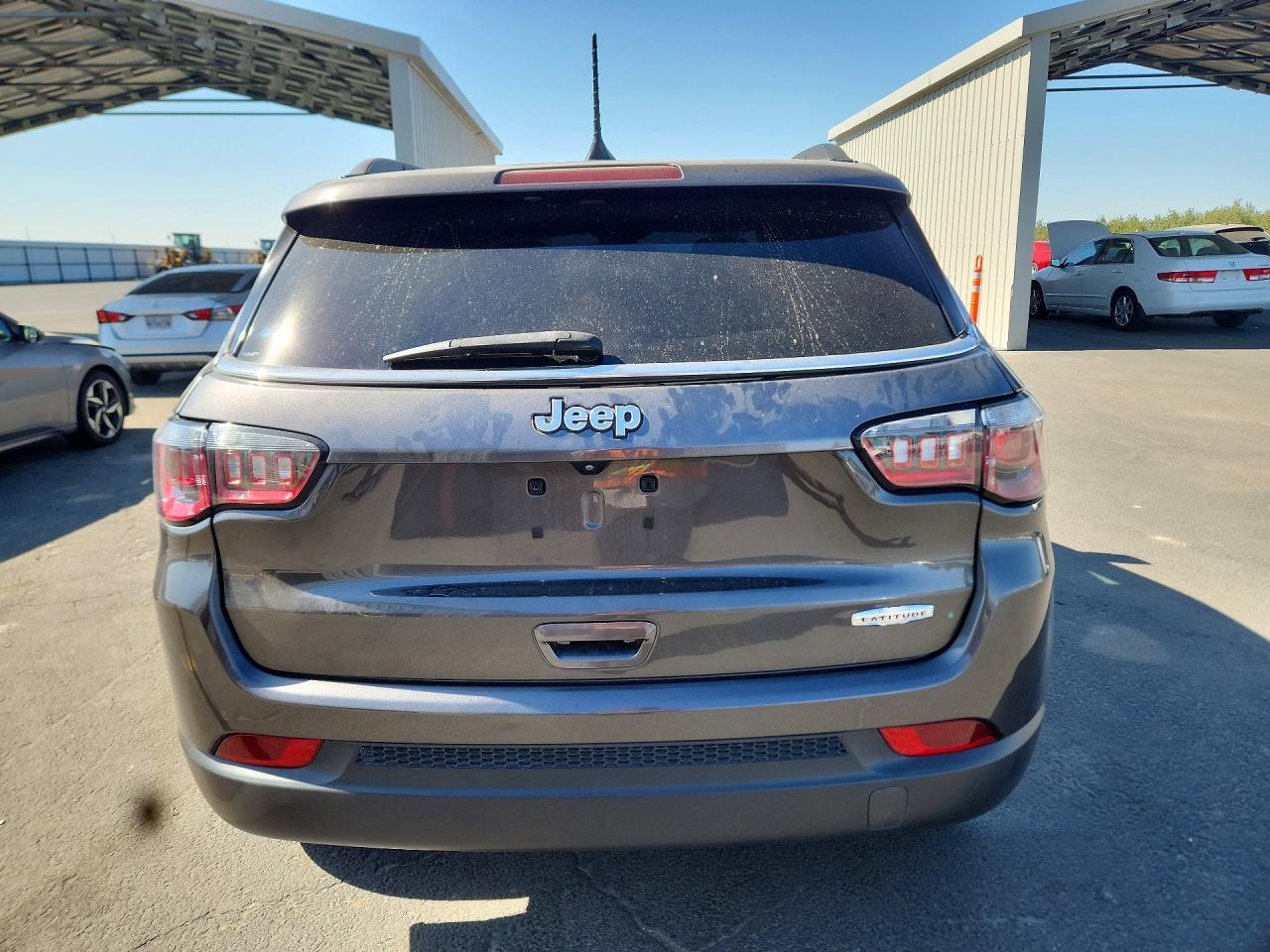 2022 JEEP COMPASS LATITUDE — Фото 6 из 13