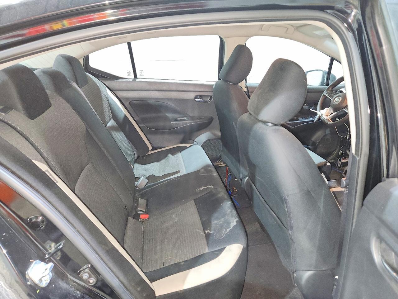 3N1CN8EV4ML837105 2021 NISSAN VERSA photo no. 10